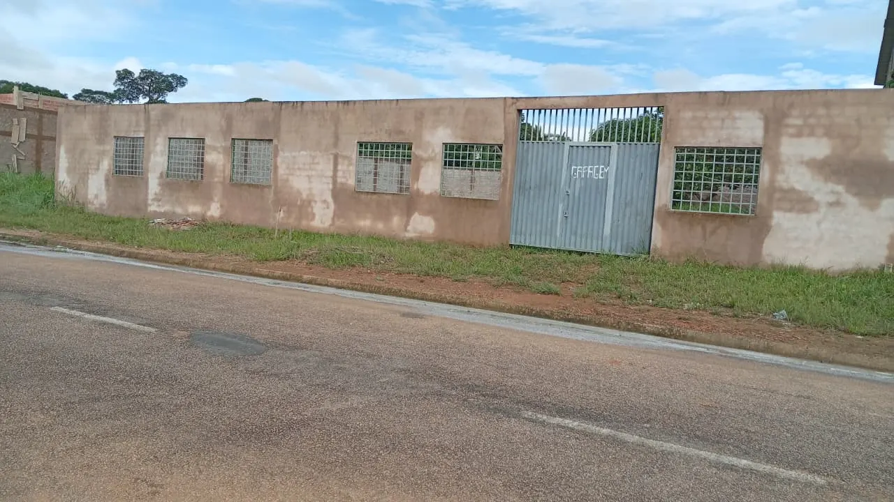 🏡 02 LOTES À VENDA – RESIDENCIAL VIENA