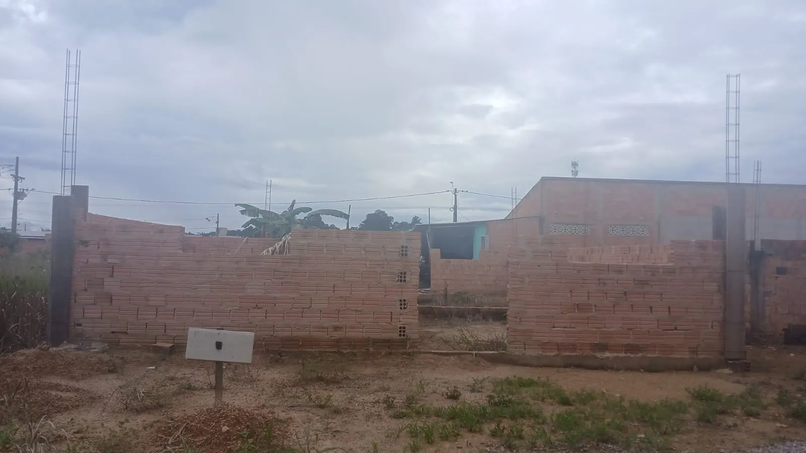 Oportunidade no Residencial Sevilha! Ágio de uma casa e terreno