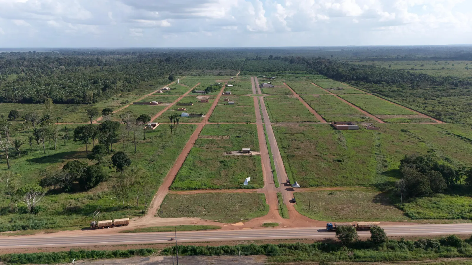 REALIZE O SONHO DO SEU LOTE PRÓPRIO EM CANDEIAS DO JAMARI!