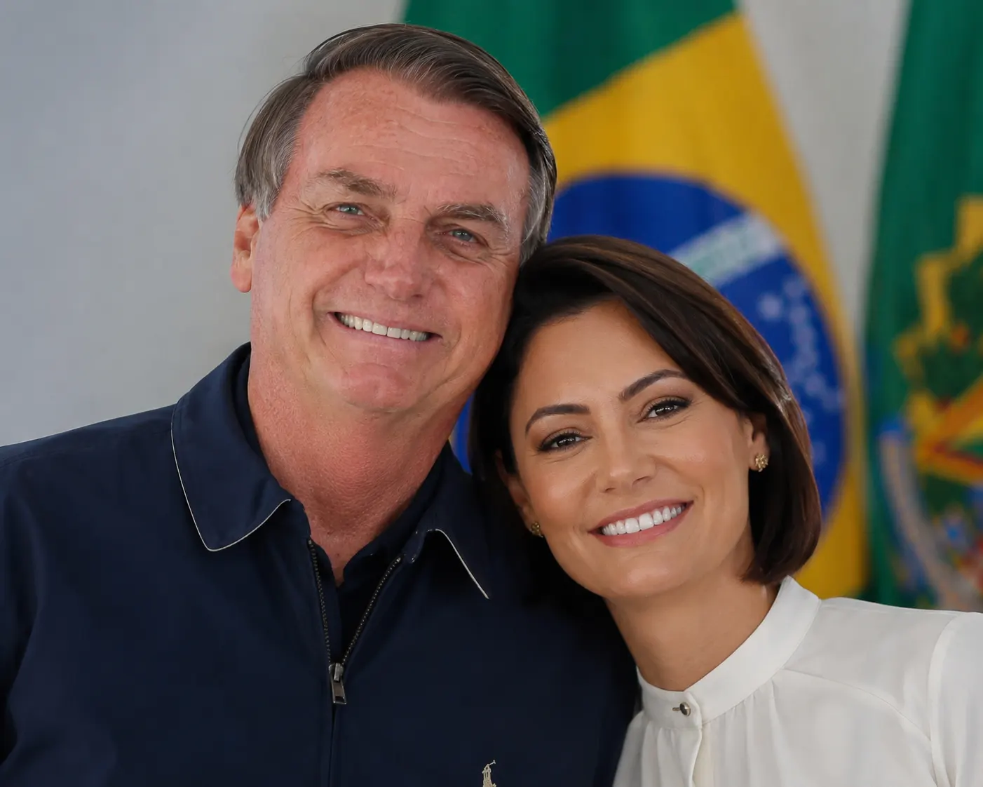 Michelle Bolsonaro rebate rumores de separação e afirma: “Mais juntos do que nunca”